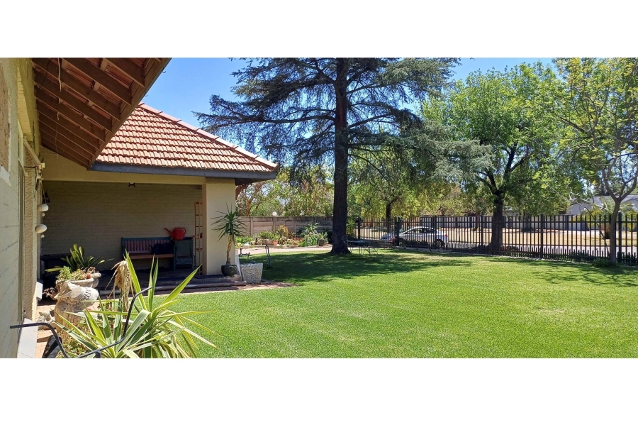 3 Bedroom Property for Sale in Jim Fouchepark Free State